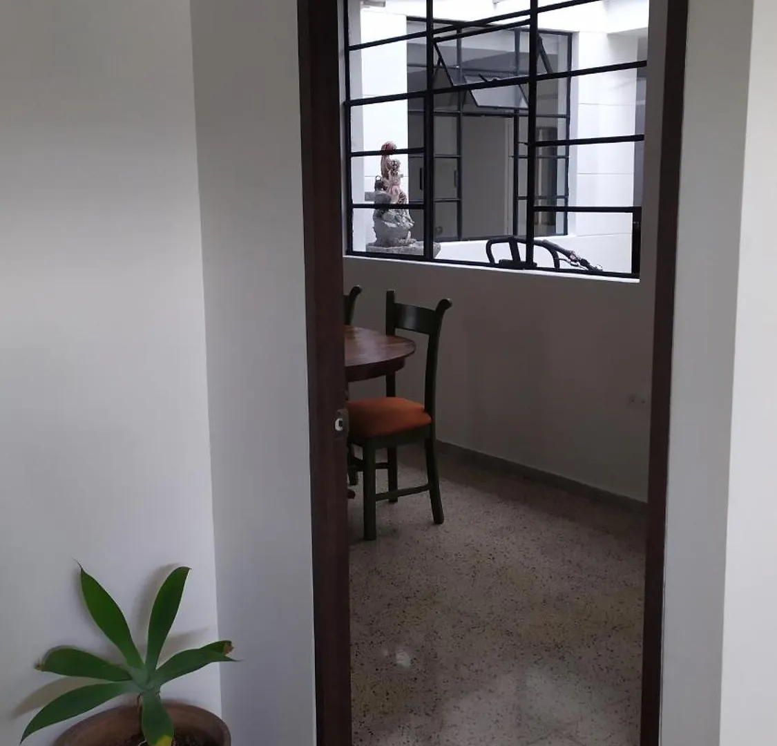 Apartment Casa En Laureles Ideal Para Familias Medellin
