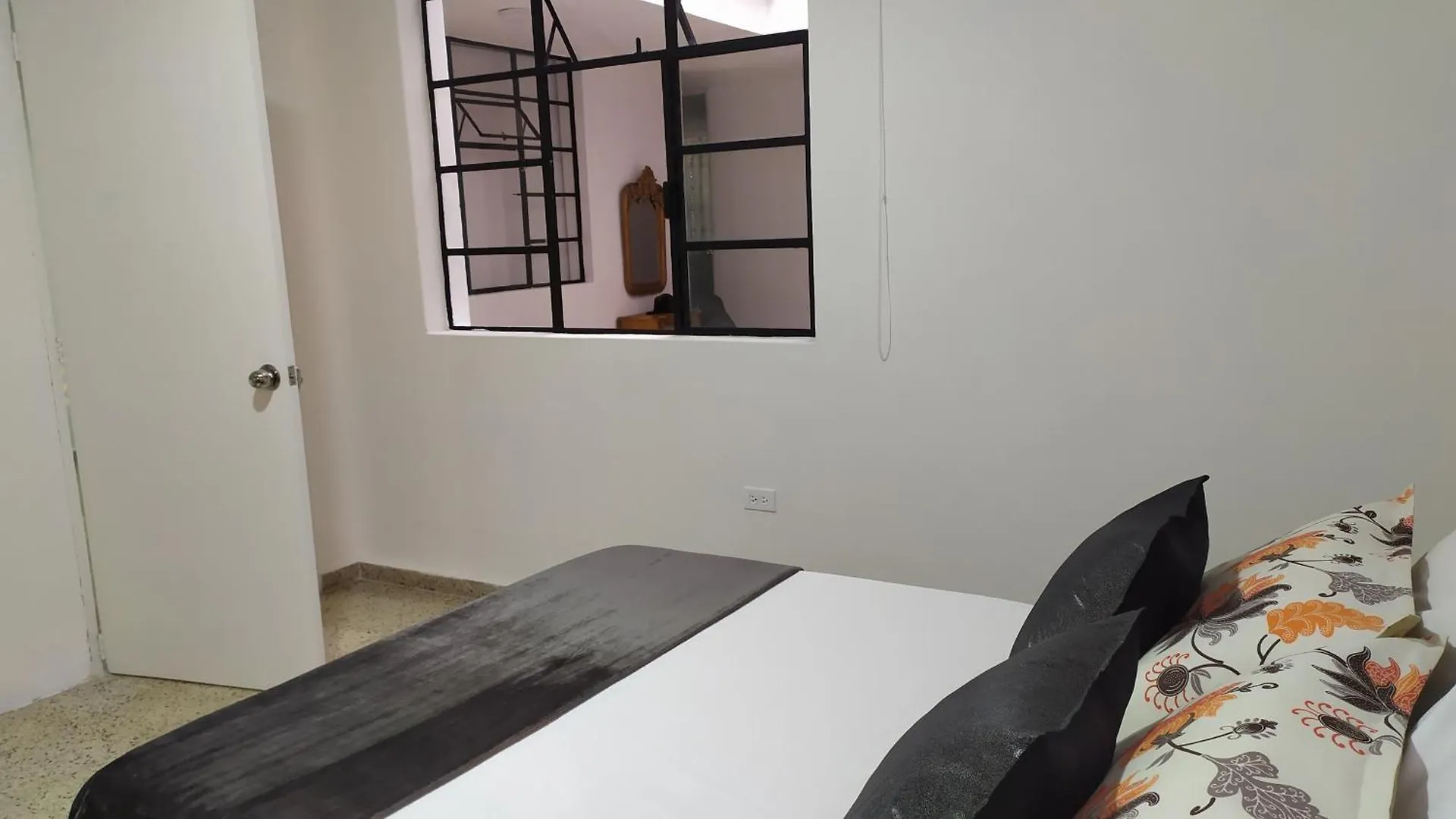 Apartment Casa En Laureles Ideal Para Familias Medellin
