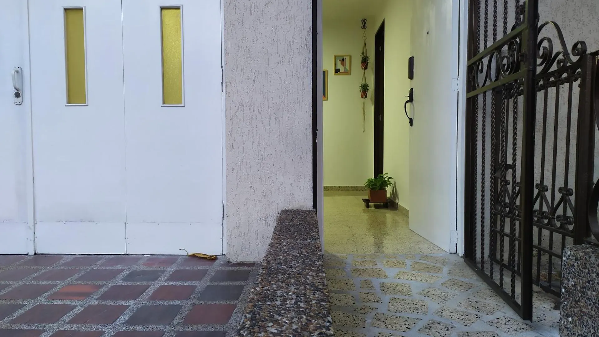 Apartment Casa En Laureles Ideal Para Familias Medellin
