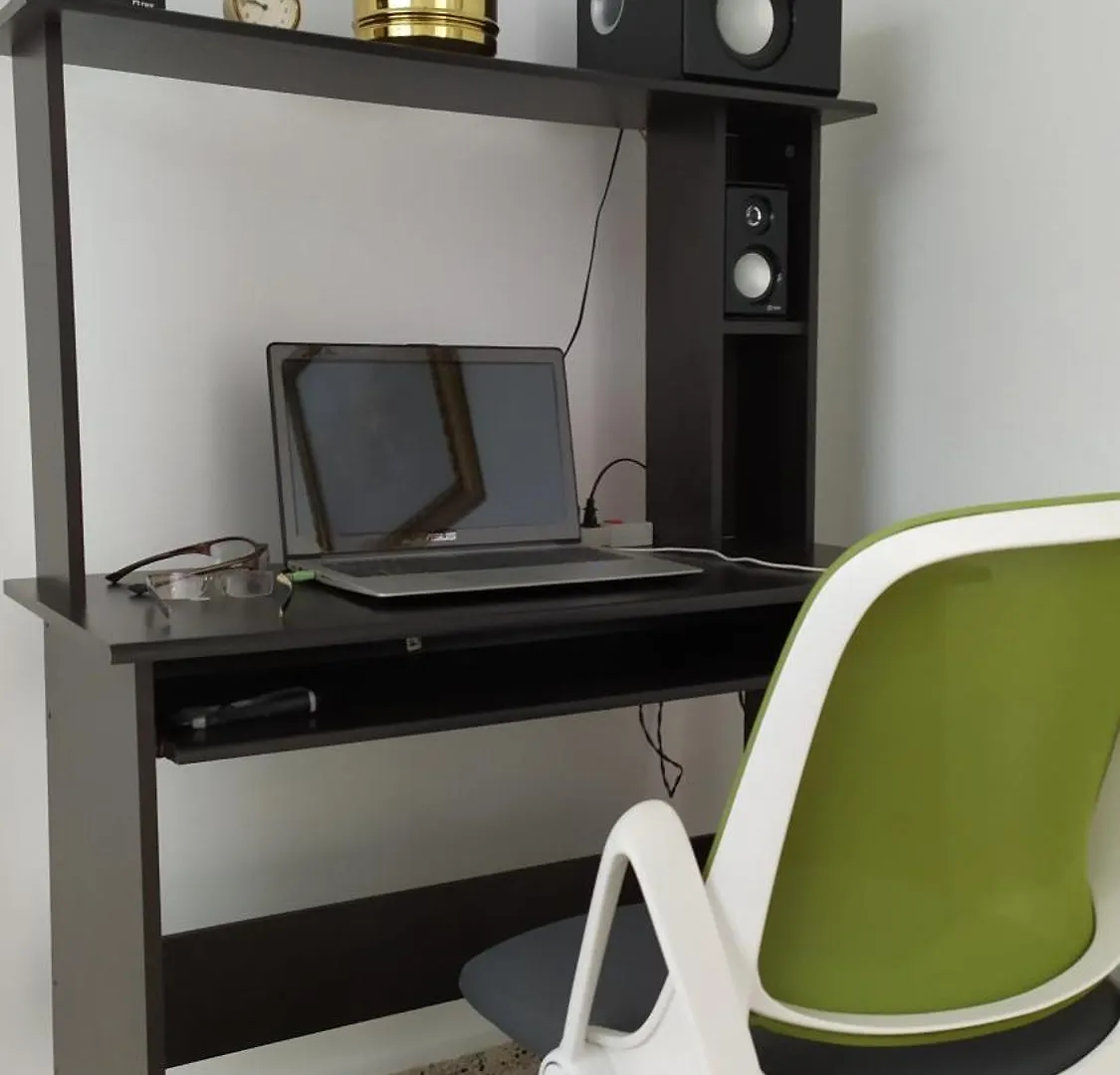 Casa En Laureles Ideal Para Familias Medellin 0*,  Colombia