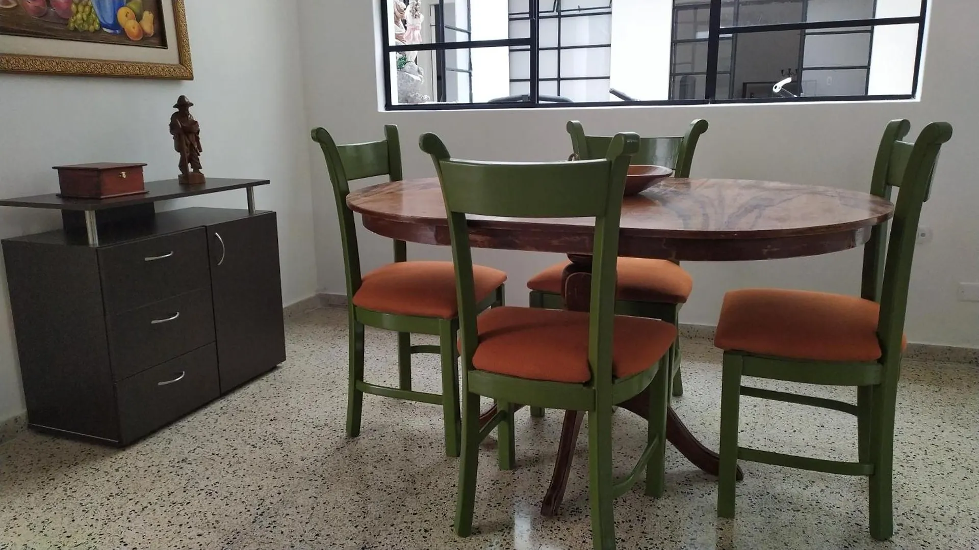 Casa En Laureles Ideal Para Familias Medellin 0*,  Colombia